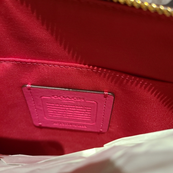 Coach crossbody - Picture 3 of 4